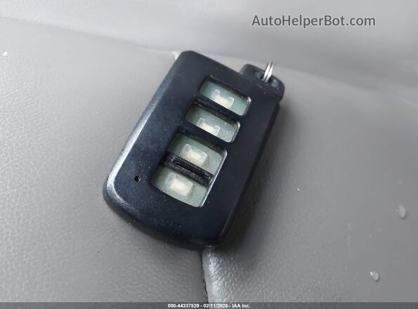 5TDJZRFH1JS838791 2018 TOYOTA LE Белый Вид панели приборов
