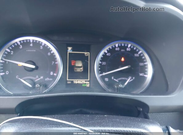 5TDJZRFH2JS908329 2018 TOYOTA LE Бордовый Вид задних сидений