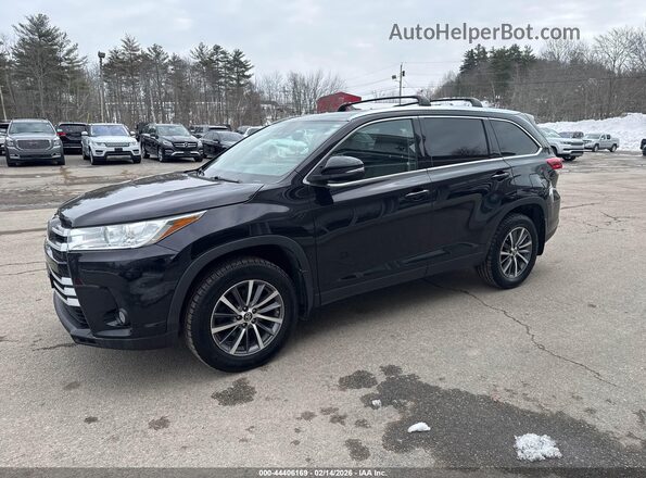 5TDJZRFH8KS950263 2019 TOYOTA LE Черный 