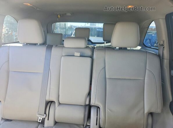 5TDJZRFH9HS474632 2017 TOYOTA HIGHLANDER Угольный Вид задних сидений