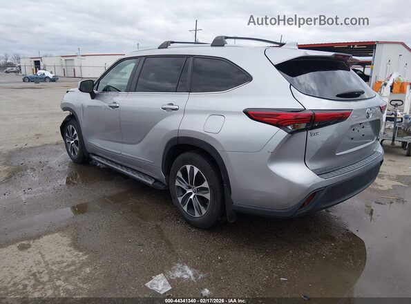 5TDKDRAH2PS520522 2023 TOYOTA LE Silver 