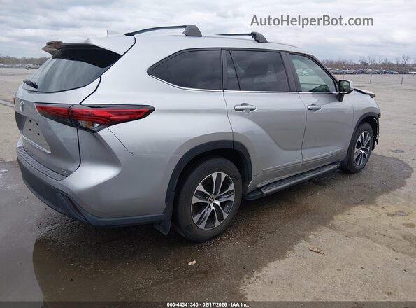 5TDKDRAH2PS520522 2023 TOYOTA LE Silver 
