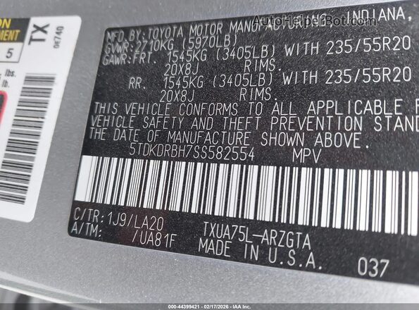 5TDKDRBH7SS582554 2025 TOYOTA HIGHLANDER Silver Շարժիչի բաժամունքի տեսք
