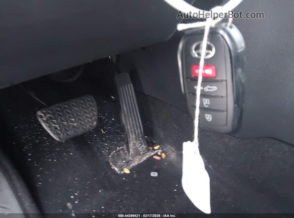 5TDKDRBH7SS582554 2025 TOYOTA HIGHLANDER Silver Առջևի վահանակի տեսք
