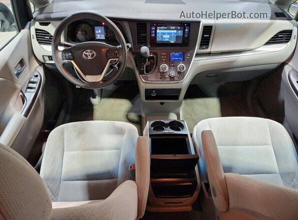 5TDKK3DC1GS727504 2016 TOYOTA LE Black Vista del salpicadero