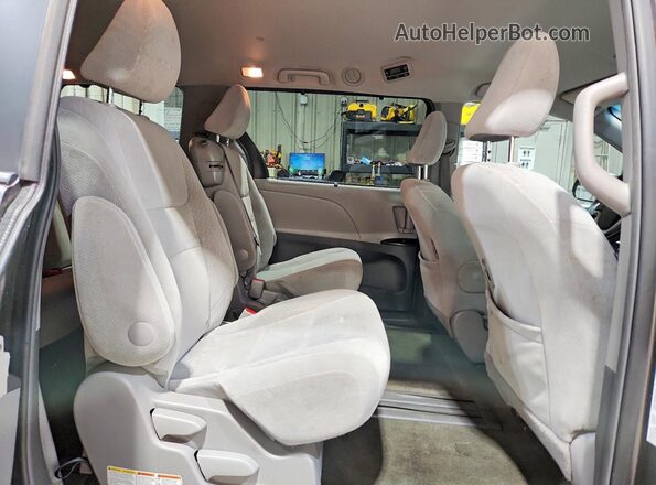 5TDKK3DC1GS727504 2016 TOYOTA LE Black Vista interior trasera