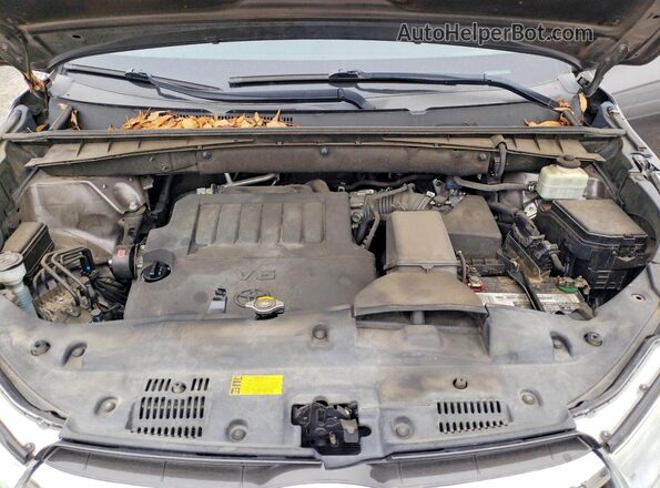5TDKKRFH1GS147746 2016 TOYOTA LE Gray Engine compartment view