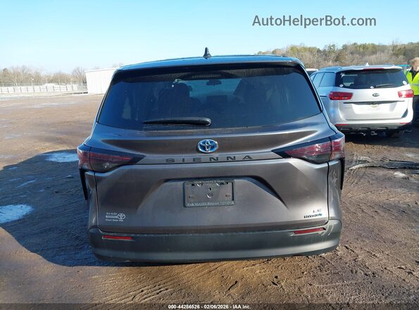5TDKRKEC2PS174740 2023 TOYOTA LE Gray 