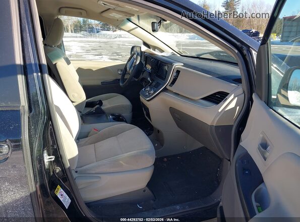 5TDKZ3DC3HS796725 2017 TOYOTA LE Black Vista interior delantera