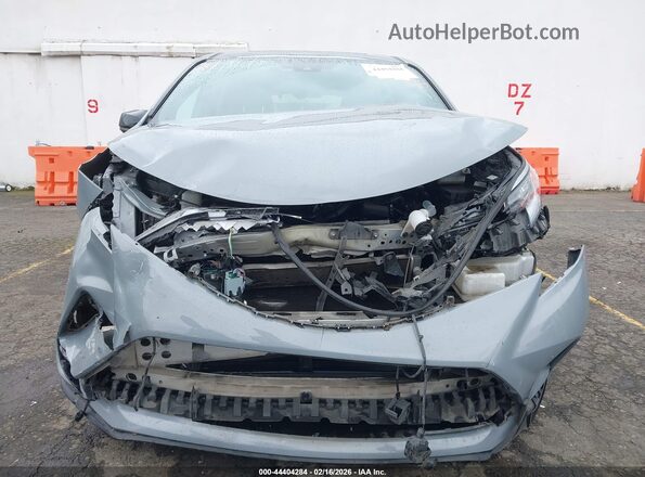 5TDXRKEC4PS142328 2023 TOYOTA SIENNA Gray Դիմացի տեսք