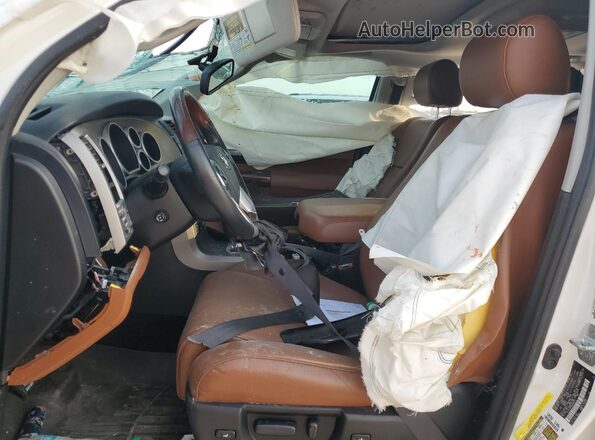 5TDYY5G13GS063737 2016 TOYOTA SEQUOIA Белый Вид салона спереди