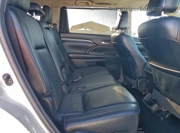 5TDYZRFH0HS208348 2017 TOYOTA LIMITED White Rear interior view