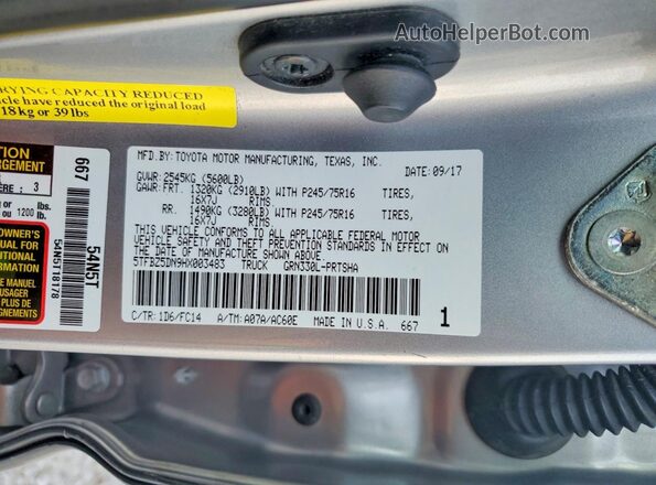 5TFBZ5DN9HX003483 2017 TOYOTA LE Silver Vista del compartimento del motor