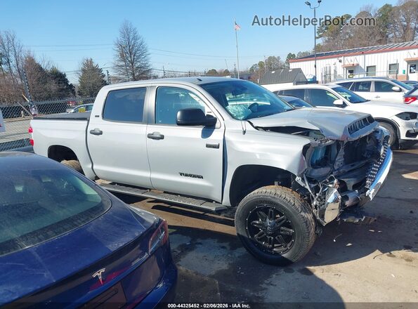 5TFDW5F10KX783618 2019 TOYOTA TUNDRA Gray უკანა სალონის ხედი