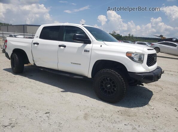 5TFDW5F14JX773723 2018 TOYOTA TUNDRA White Przód prawy