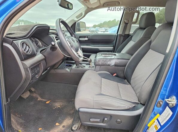 5TFEM5F19GX095389 2016 TOYOTA TUNDRA Синий Вид салона спереди