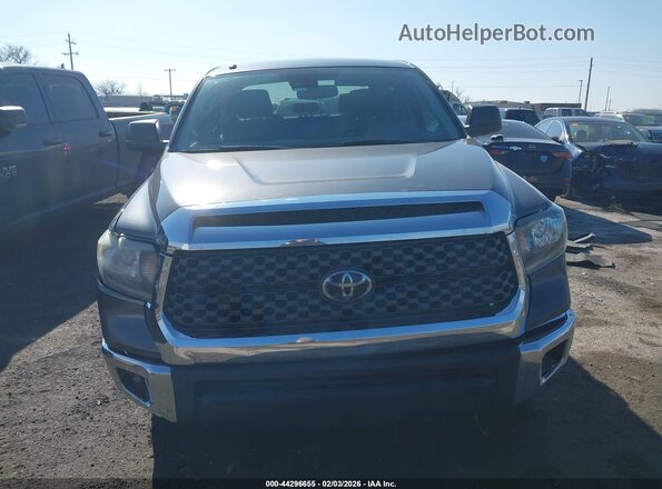 5TFEM5F1XJX124230 2018 TOYOTA TUNDRA Gray Սարքավորումների վահանակի տեսք