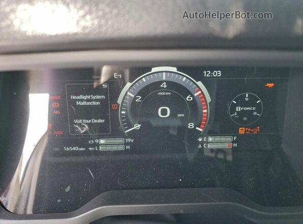 5TFJA5DB6SX243512 2025 TOYOTA LIMITED Silver ხელსაწყოთა პანელის ხედი