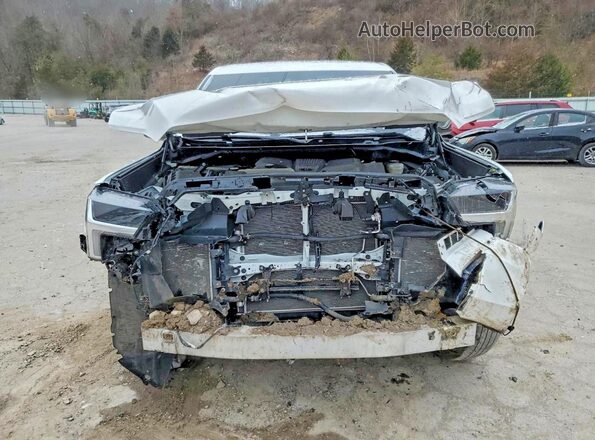 5TFKB5GD3RX002547 2024 TOYOTA LE White Vista frontal