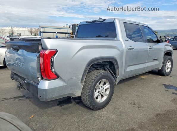 5TFLA5AB8PX026774 2023 TOYOTA TUNDRA Серебряный Задняя правая четверть