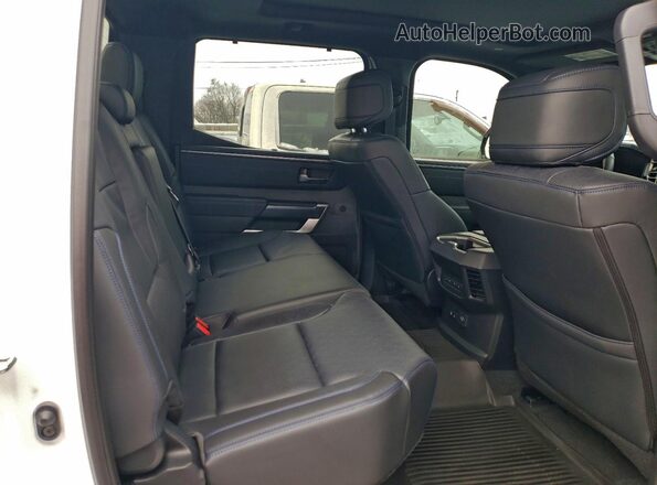 5TFNA5DB2RX232387 2024 TOYOTA TUNDRA White Widok tylnych siedzeń