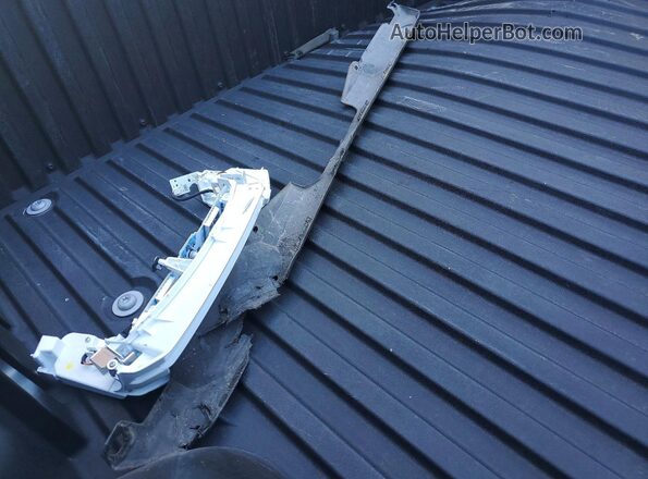5TFNA5DB4NX041418 2022 TOYOTA TUNDRA White Widok komory silnika