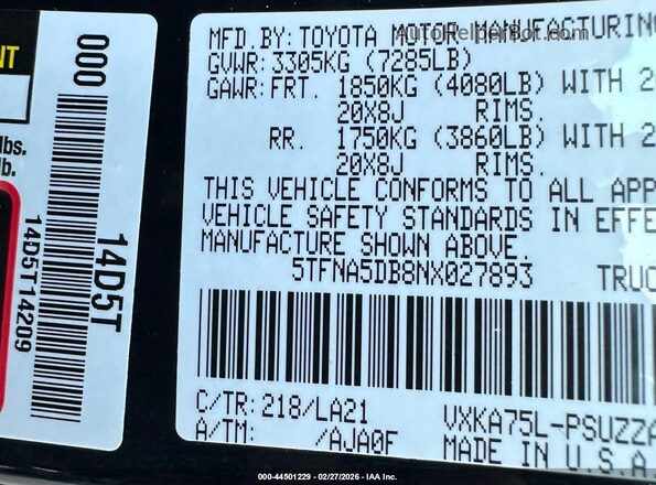 5TFNA5DB8NX027893 2022 TOYOTA TUNDRA Black Widok komory silnika