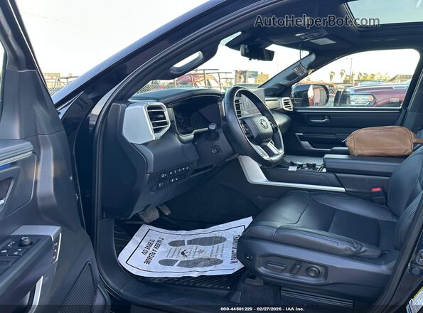 5TFNA5DB8NX027893 2022 TOYOTA TUNDRA Black Widok zestawu wskaźników