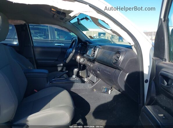 5TFRX5GNXGX059706 2016 TOYOTA TACOMA White 