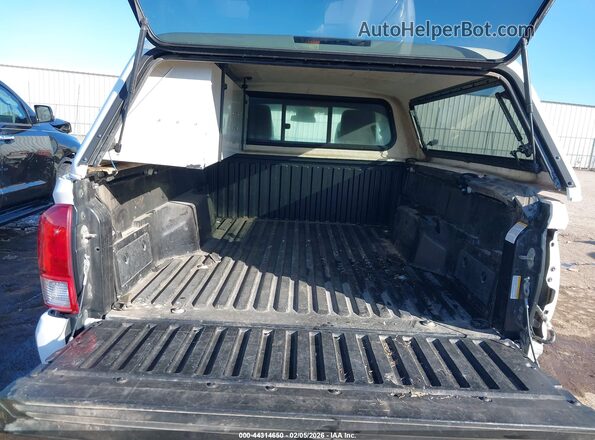 5TFRX5GNXGX059706 2016 TOYOTA TACOMA White 