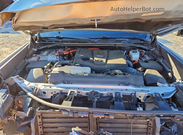 5TFVC5DB3NX002331 2022 TOYOTA TUNDRA Silver უკანა სალონის ხედი