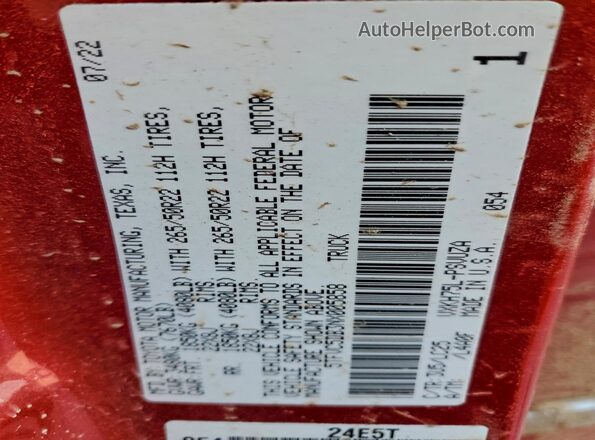 5TFVC5DB3NX005858 2022 TOYOTA TUNDRA Red Vista del compartimento del motor