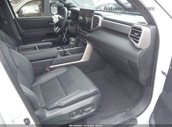 5TFWA5DB6TX337090 2026 TOYOTA LIMITED Белый Вид салона спереди