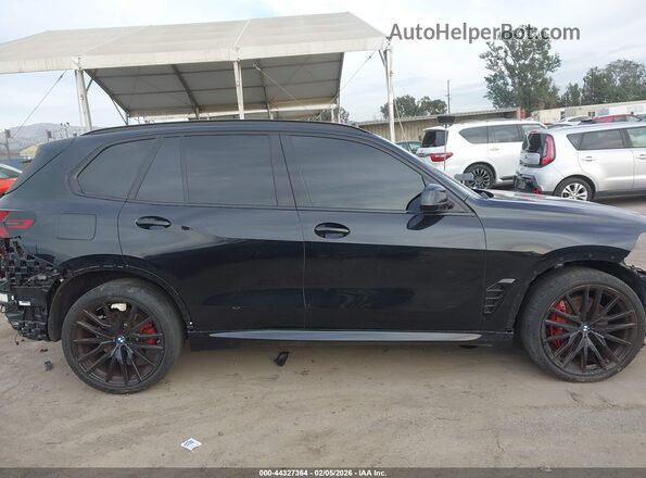 5UX13EU01R9V10657 2024 BMW X5 Black უკანა სალონის ხედი