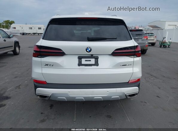 5UX13EU06R9V10220 2024 BMW X5 Белый 