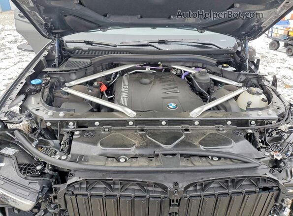 5UX23EM00S9Z20182 2025 BMW X7 Gray Շարժիչի բաժամունքի տեսք