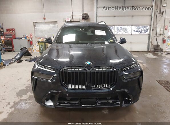 5UX23EM01R9U59407 2024 BMW X7 Black 
