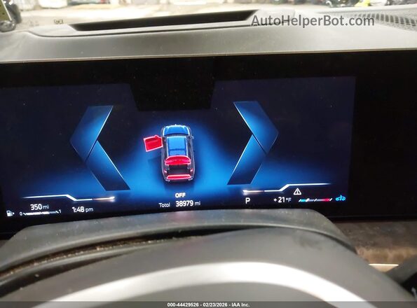 5UX23EM01R9U59407 2024 BMW X7 Black 