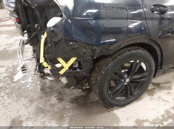5UX23EM01R9U59407 2024 BMW X7 Black 