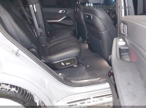 5UX23EM04P9P24981 2023 BMW X7 Gray Вид наклейки з VIN-кодом