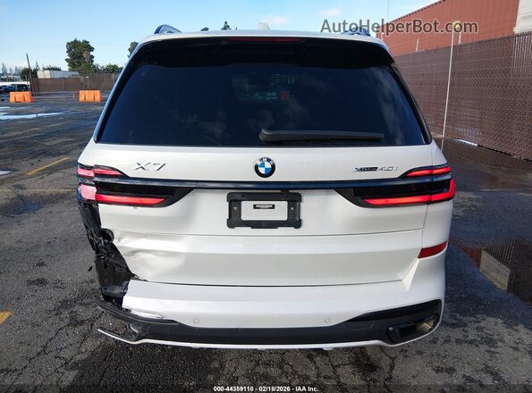 5UX23EM04R9S46158 2024 BMW X7 White 