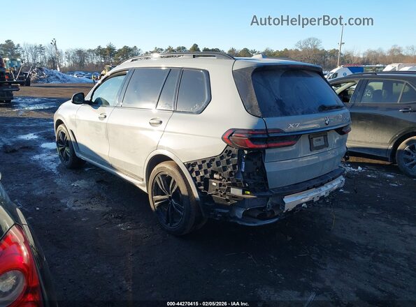 5UX23EM06R9U30565 2024 BMW X7 Gray 