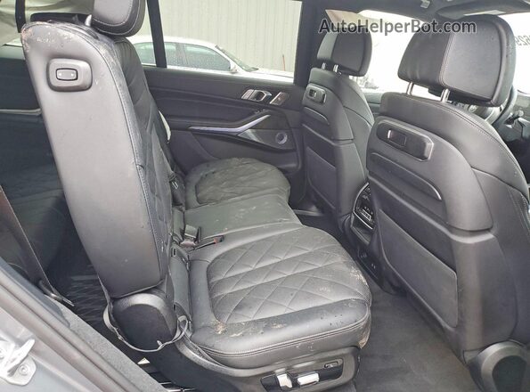 5UX23EM07R9S36448 2024 BMW X7 Gray Вид задньої частини салону