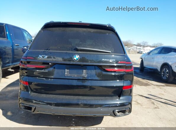 5UX23EM0XT9024585 2026 BMW X7 Black 