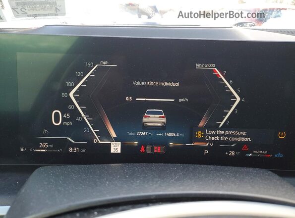 5UX23EU03R9T44114 2024 BMW X5 White Widok zestawu wskaźników