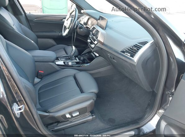 5UX2V1C02M9G80014 2021 BMW X4 Black Вид салону спереду