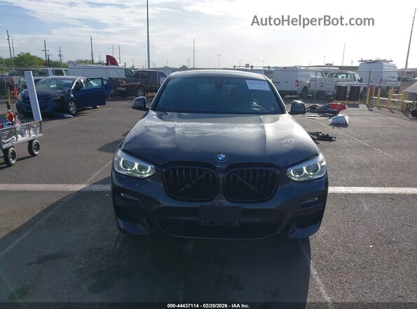 5UX2V1C02M9G80014 2021 BMW X4 Black Вид задньої частини салону