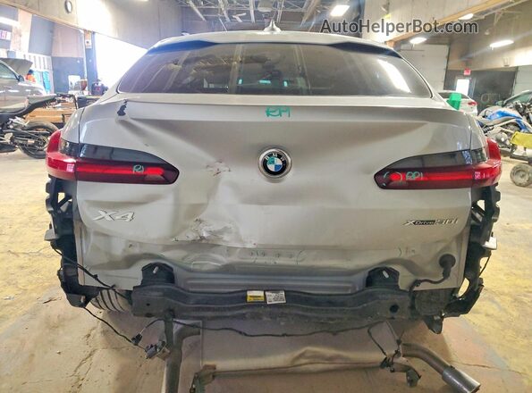 5UX2V1C09M9G91771 2021 BMW X4 Silver Vista de los asientos traseros