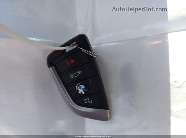 5UX2V5C08L9B53553 2020 BMW X4 Silver Vista del salpicadero