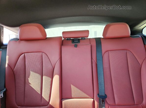 5UX33DT00N9M13481 2022 BMW X4 Gray უკანა სავარძლების ხედი